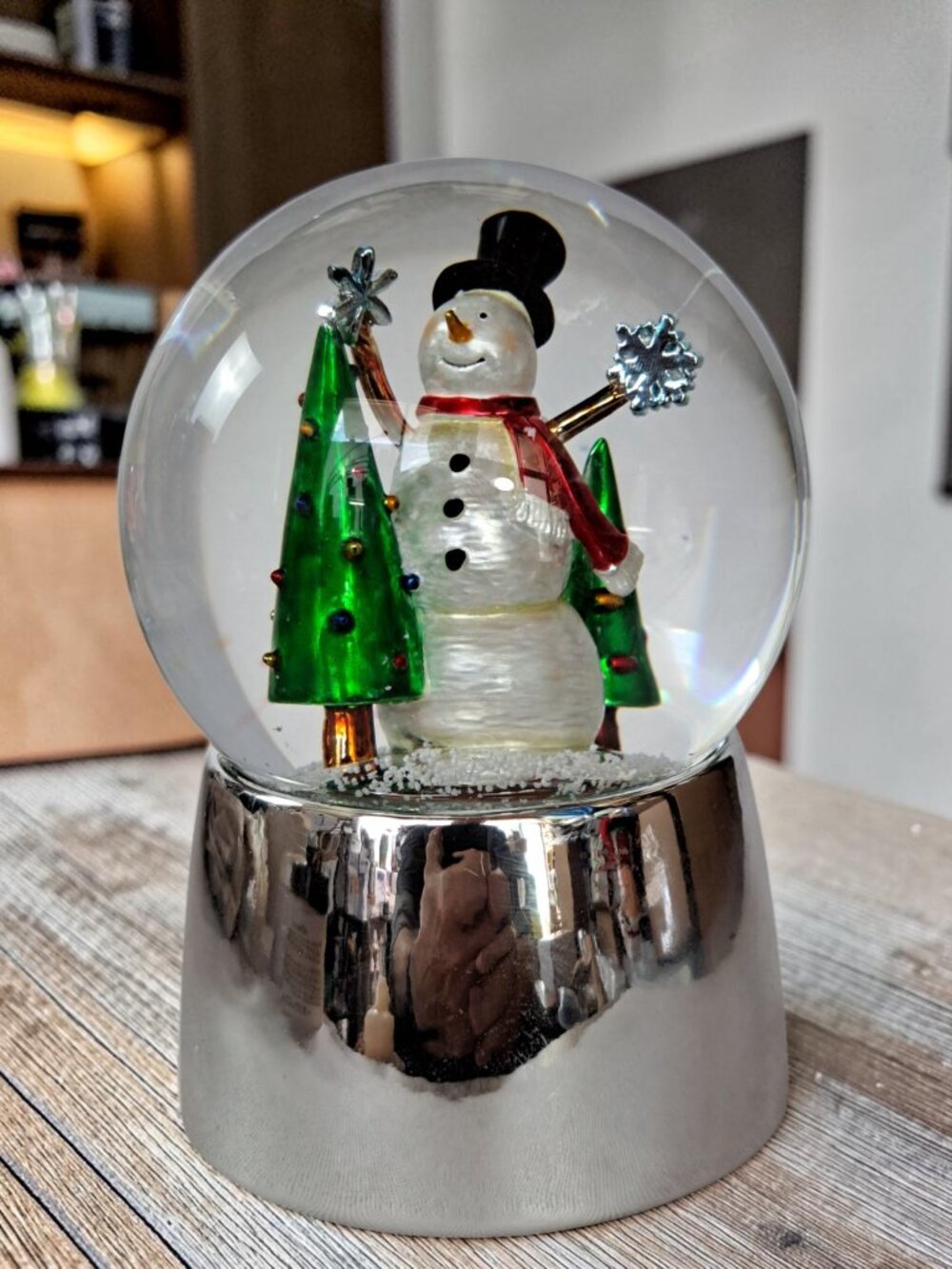 TOWLE SILVERSMITHS Snowman Christmas Tree Snow Globe MUSIC BOX Holiday Decor